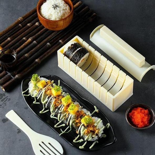 Sushi-Herstellungsset: Bereiten Sie Ihre Sushi ganz einfach zu Hause zu 